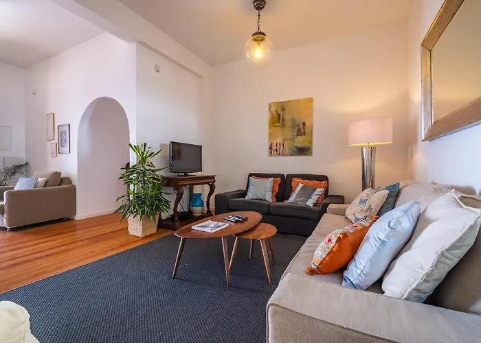 Casa Da Pinheira II - By Wehost